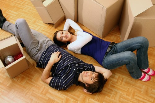 Protective packing materials for fragile items in Mayfair